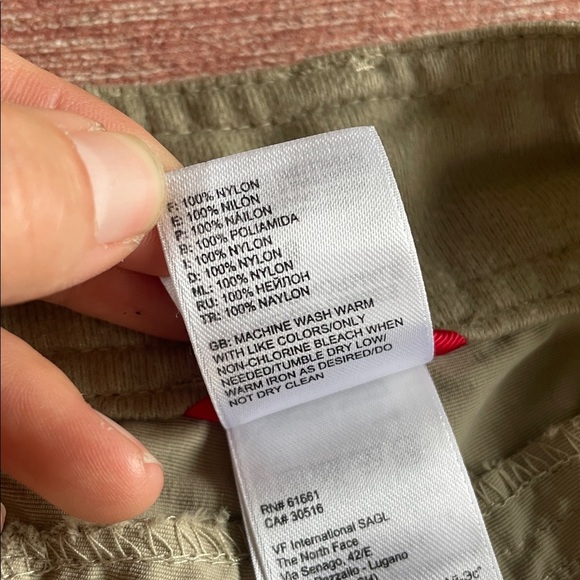 The North Face TNF Paramount Porter Trail Women's Khaki Shorts - Picture 10 of 11